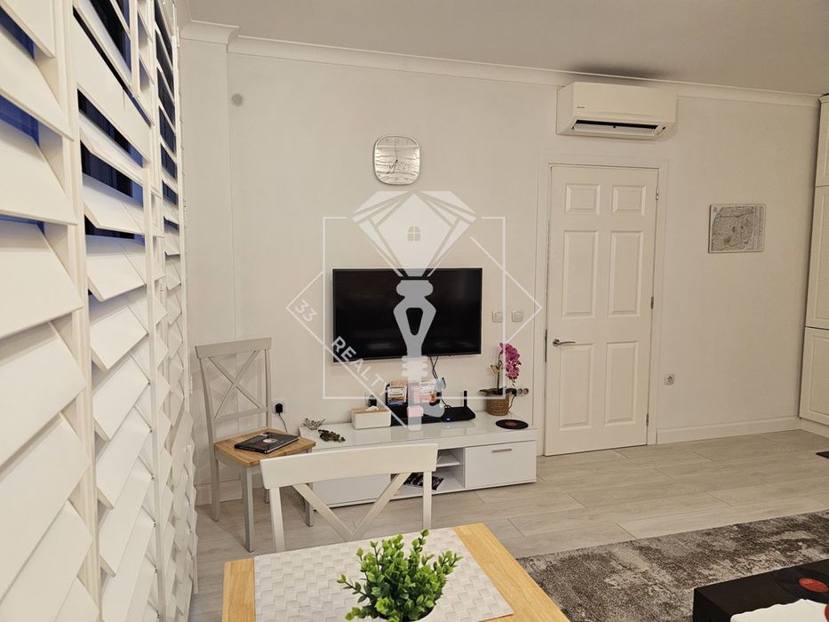 Продава се Двустаен апартамент в Пловдив, Център - 65 кв.м за 3693 €/кв.м - Снимка #5