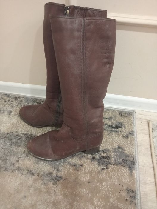 Продам женский зимний сапоги