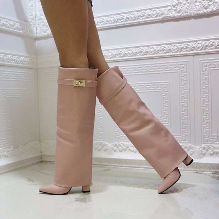 Ботуши на ток - светлорозова кожа [36-40 номер]