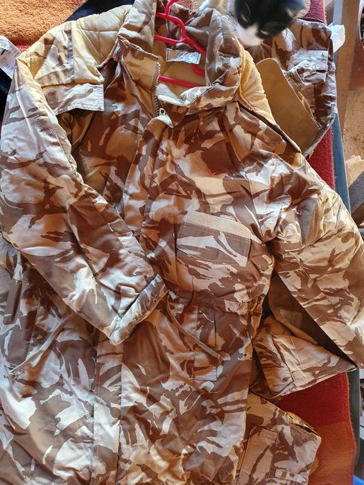 Echipament militar-scurte, ținută oraș, Bocanci etc