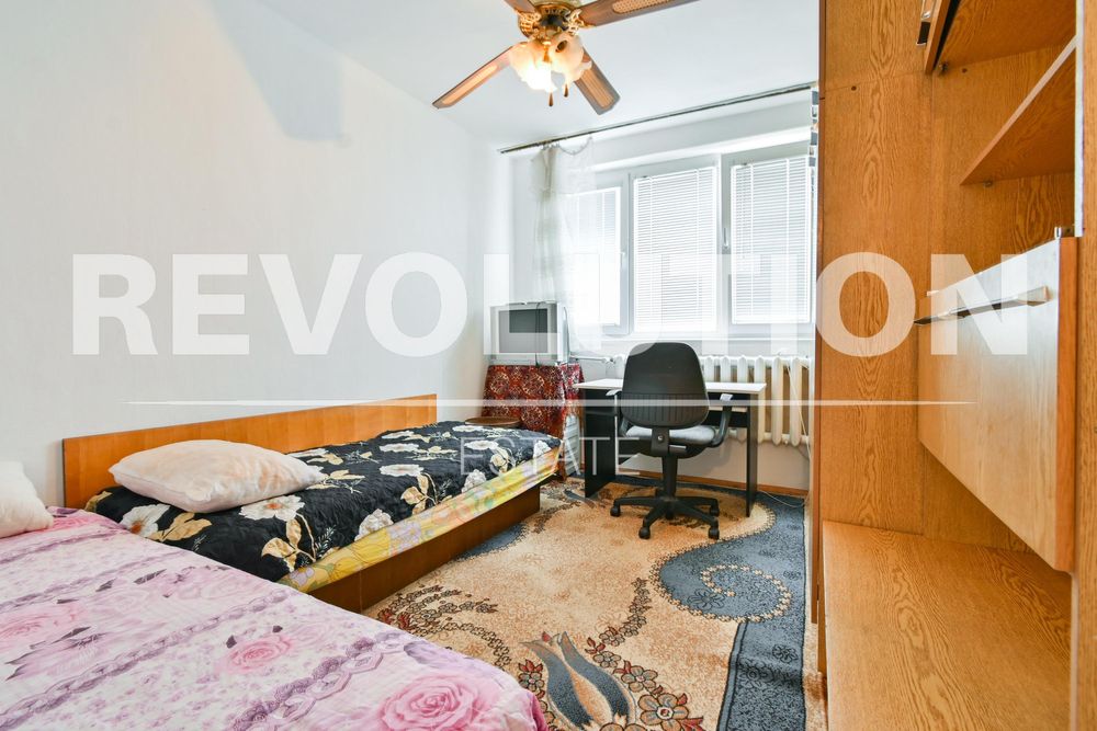 Дава се под наем Тристаен апартамент в София, Сухата река - 100 кв.м за 511 € - Снимка #7