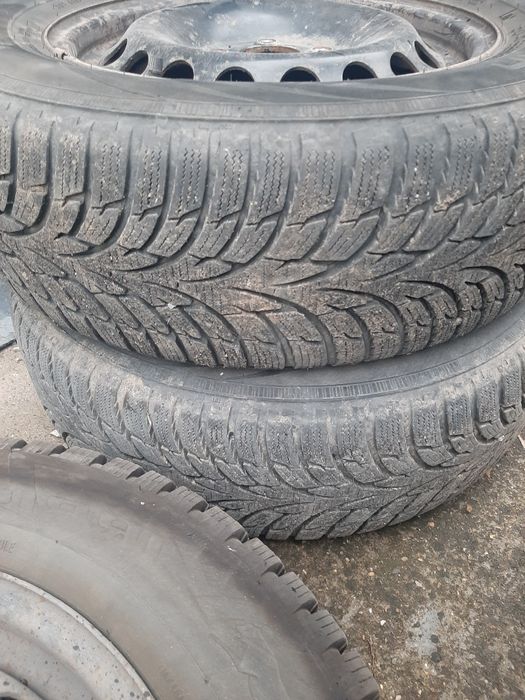 Зимни гуми с джанти за ауди А4