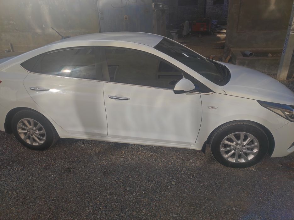 Хундай акцент, солярис