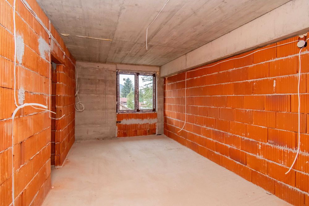 Тристаен апартамент в кв. Княжево