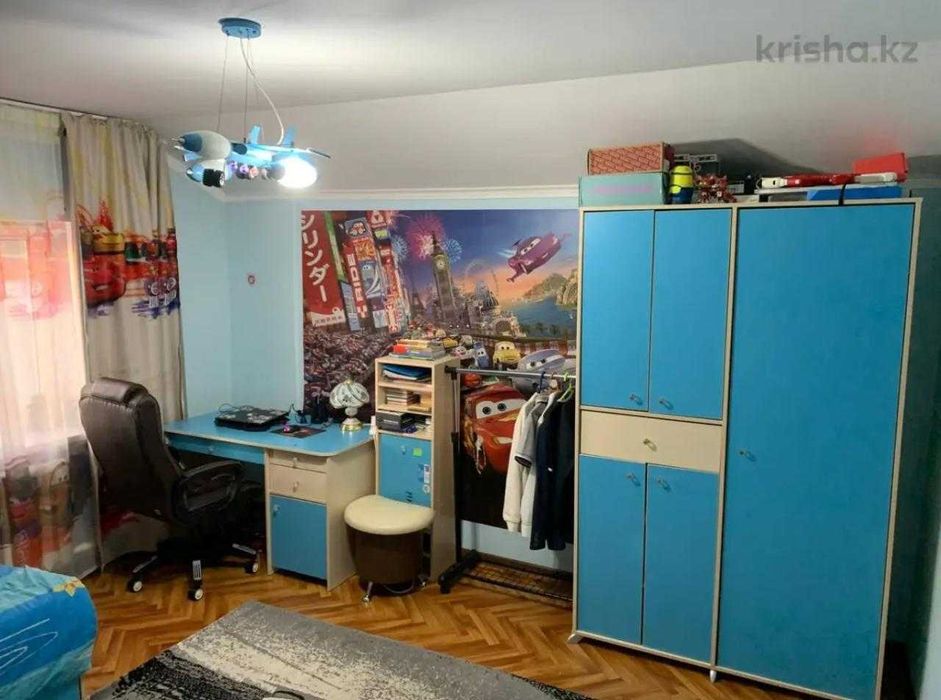 Частный дом с мансардой