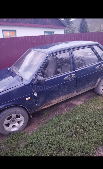 Продам машину ваз 21099