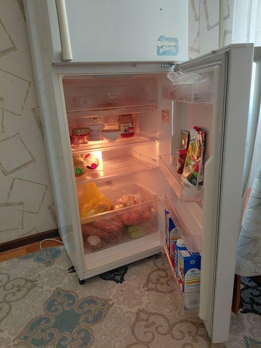Продам холодильник