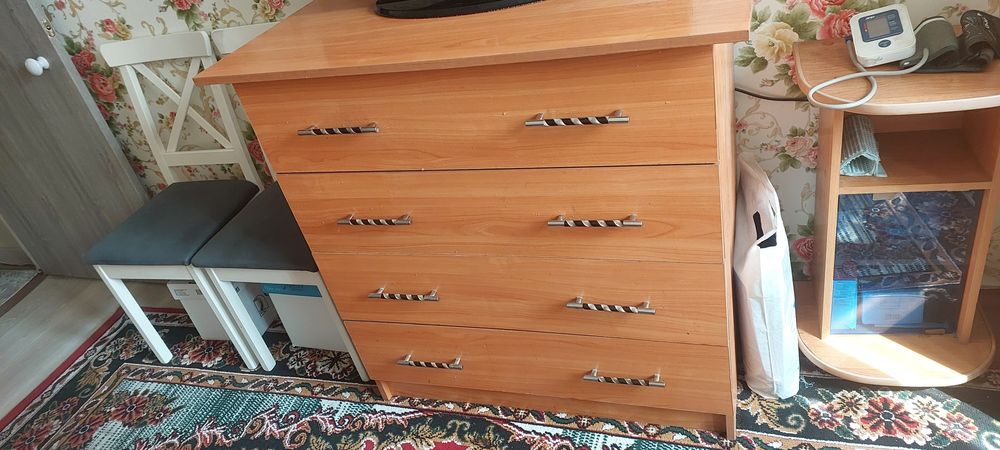 Продам шкаф бу в нормальном состоянии