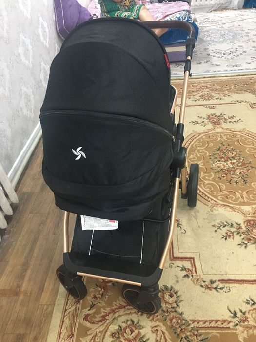 Коляска сатам новый