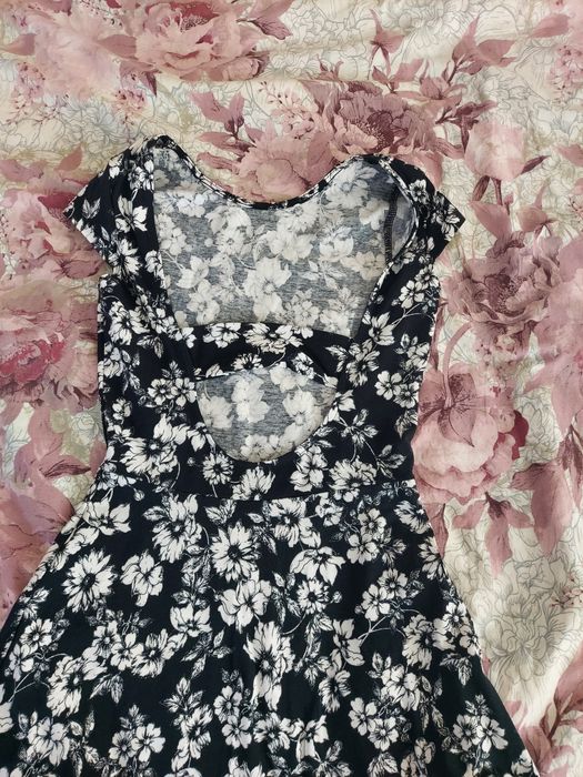 Рокли ZARA  и TALLY  WEIJL-30лв.