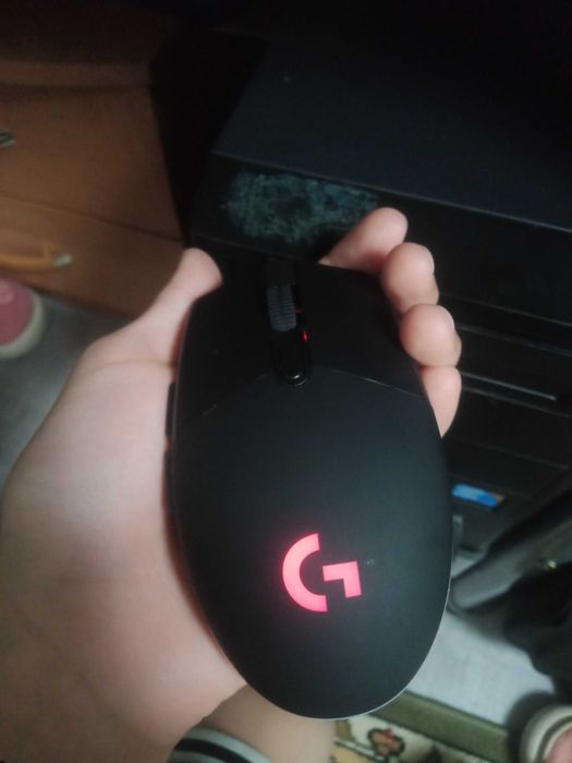 Мышка Logitech g 102