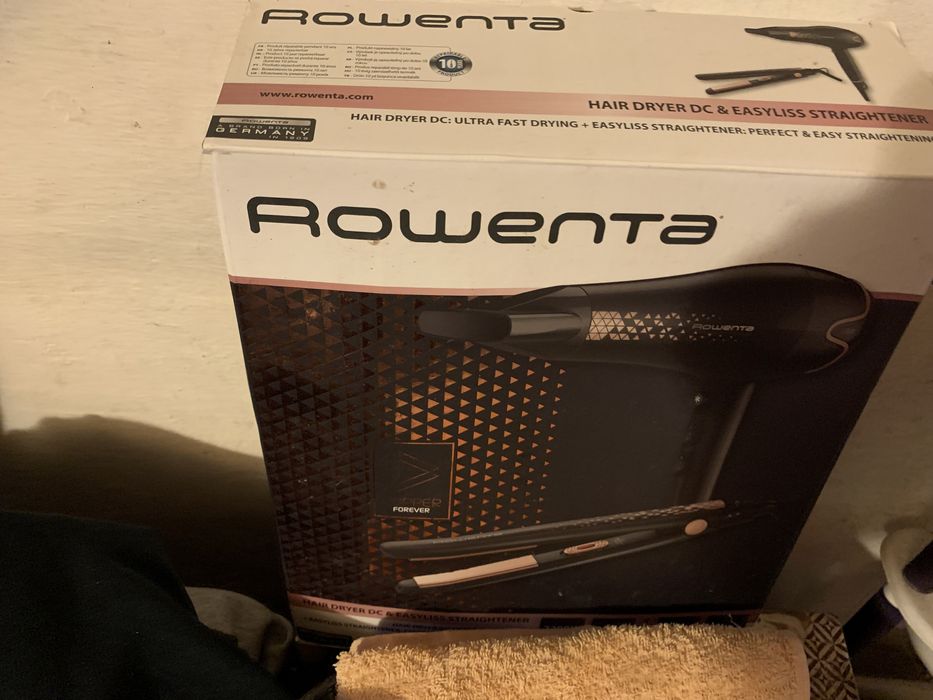 Uscator de par si placa de ceramica rowenta 2200w