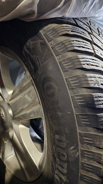 Продам шины с дисками от тойоты ленд крузер 200 оригинал