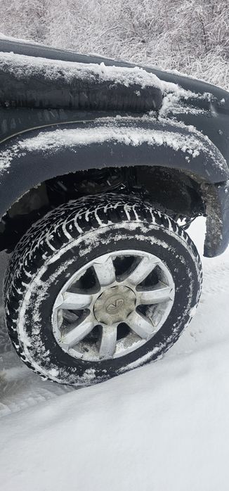 Продам Сюрф 185.бензин 2.7 на полном ходу