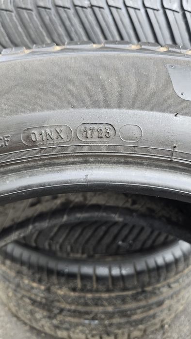 255/55/R20 Michelin Cross Climate²