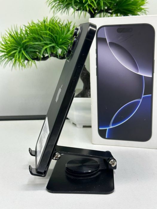 iPhone 16 Pro Max 256gb  Akb 99% ЦП 219 (E-sim)