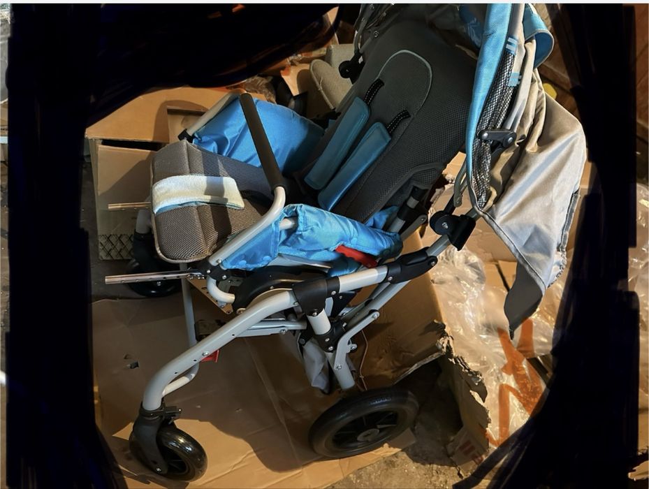 Продам коляску инвалидную