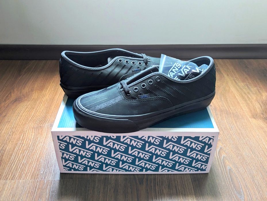 Vans Vault Authentic VLT LX
