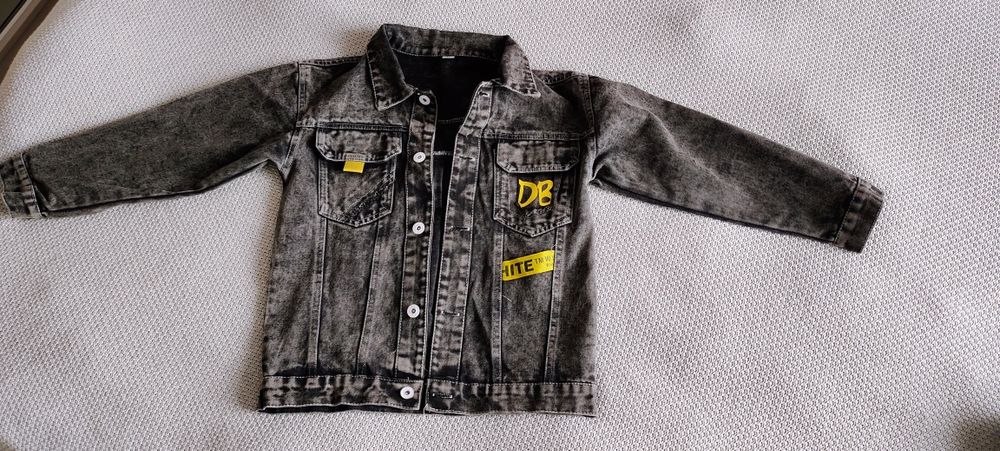 Продам, на мальчика 7-10 лет