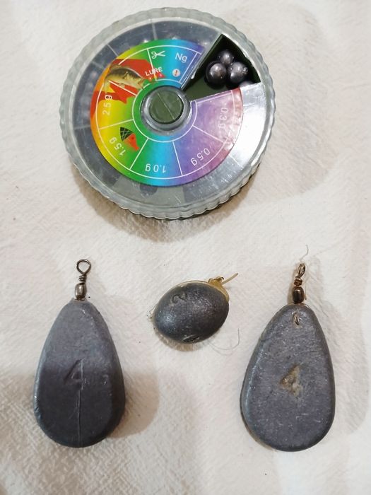 Спиннинг для рыбалки. С набором рыбака.