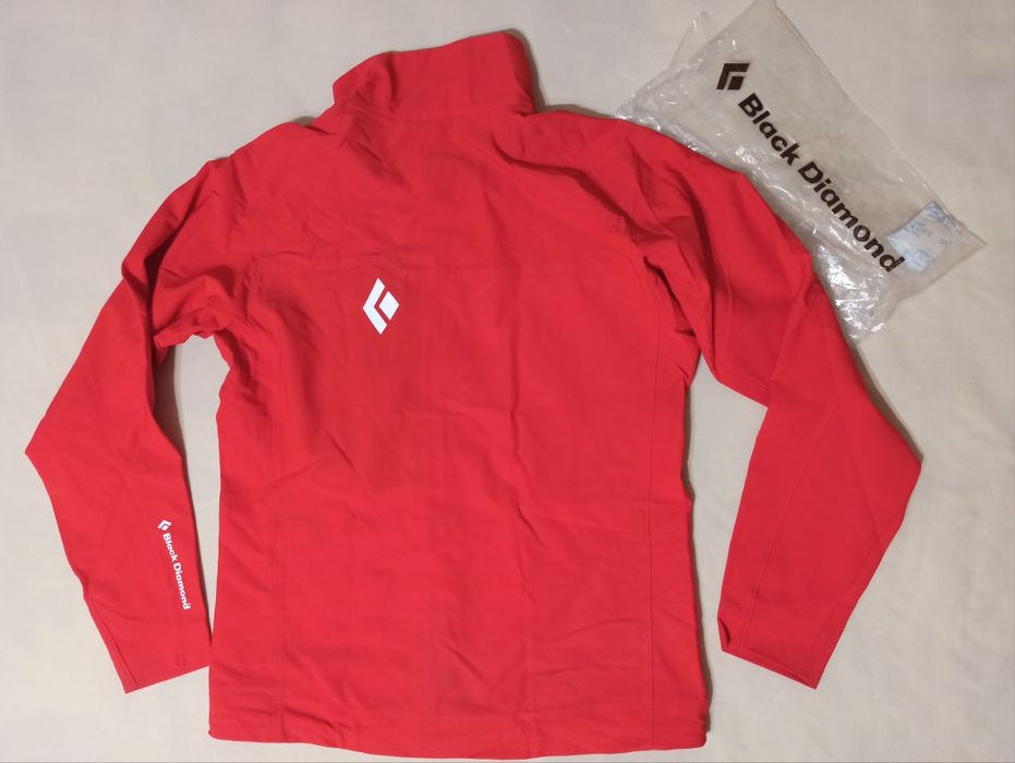 Black diamond мъжко яке с подарък шапка!