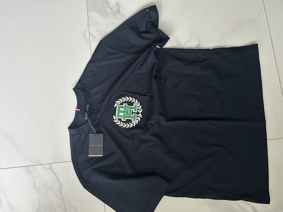 Ниви оригинални маркови блузи Tommy Hilfiger за ръст 164 см