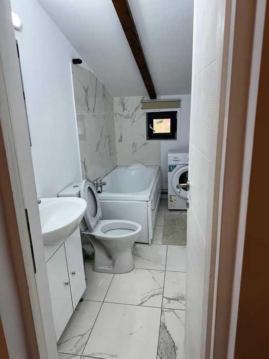 Apartament 3camere Mobilat, pe Stefan cel Mare.