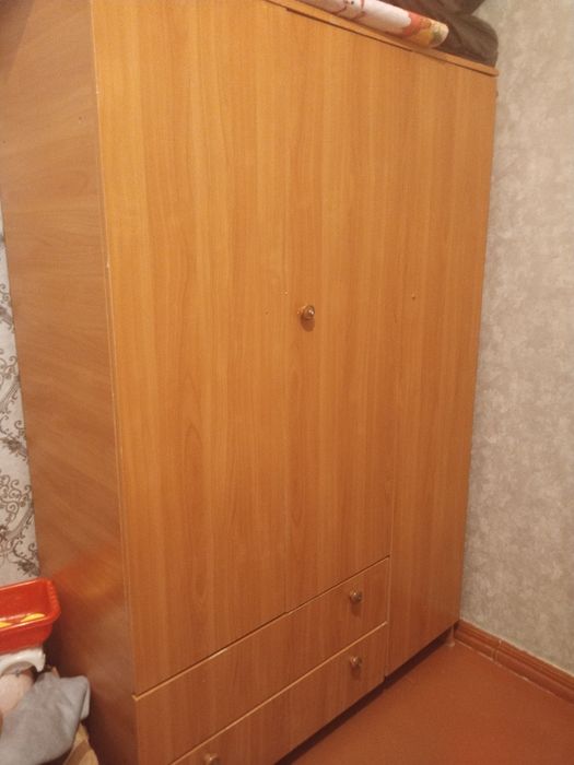 Продоется шкаф.             .