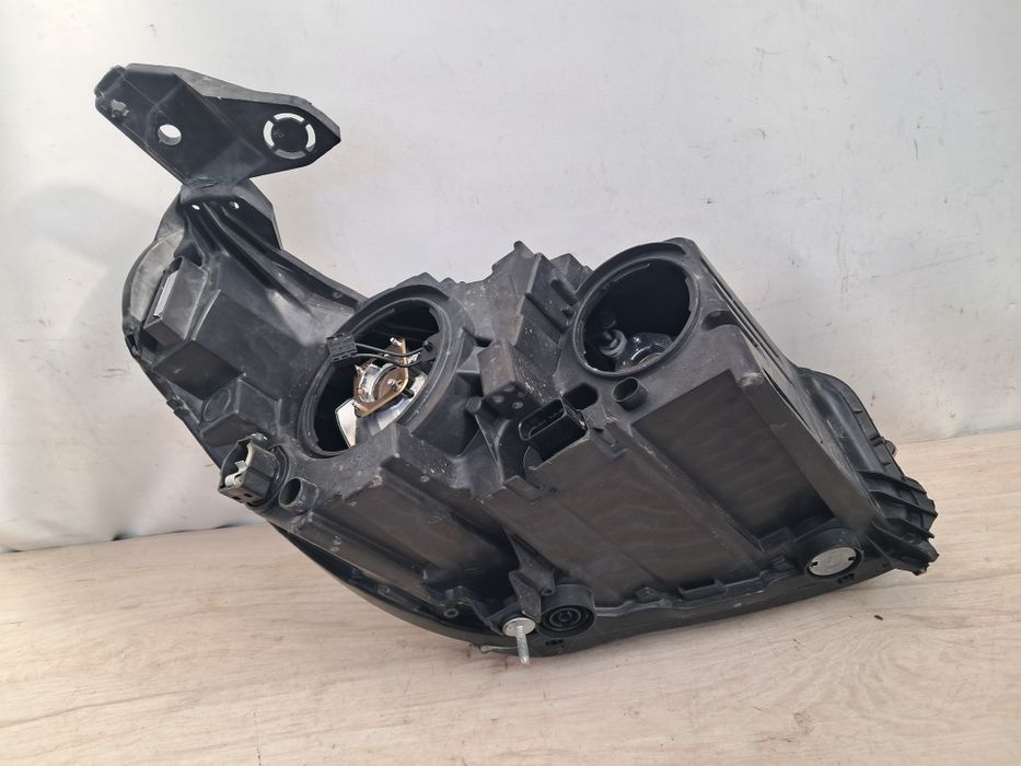 Фар Opel Corsa F  2018/2021г