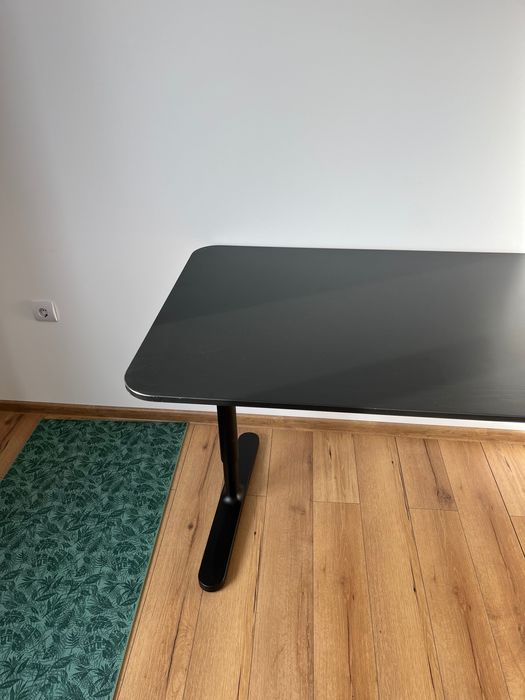 Чисто ново бюро IKEA