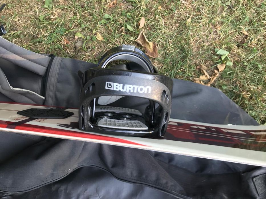Placa snowboard cu boots si husa Burton