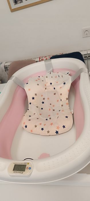 Ваничка за бебе с подложка и вграден термометър