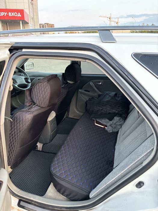 Тойота Mark 2 Qualis