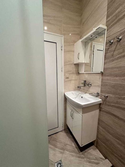 Дава се под наем Офис в София, Редута - 78 кв.м за 1246.44 € - Снимка #16