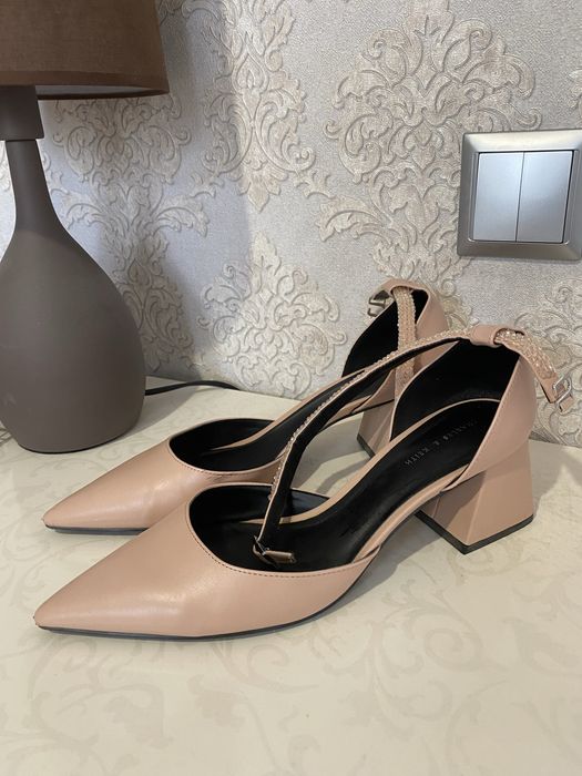 Кожаная обувь в отличном состоянии