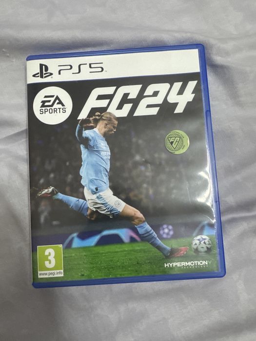 FC  24  на PS5