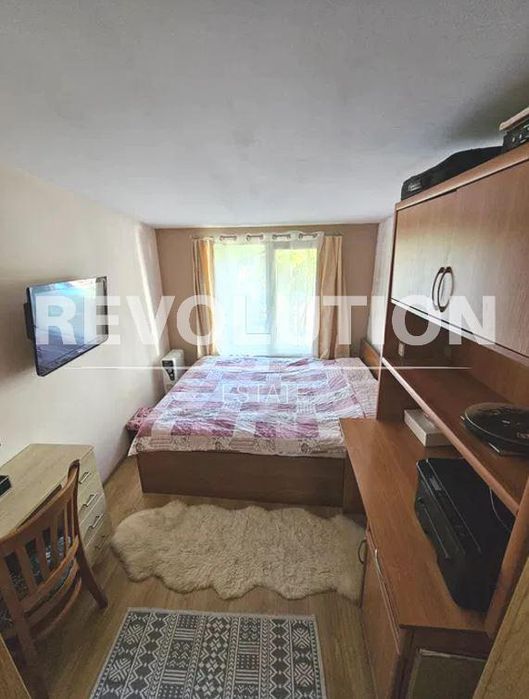 Kъща в района на Цветен квартал!