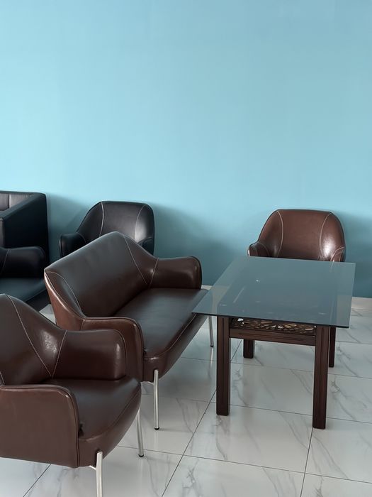 Ofis uchun divan kreslo