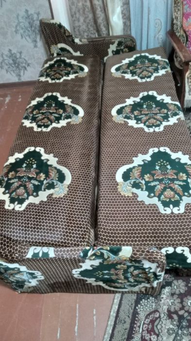 Диван сотилади универсал