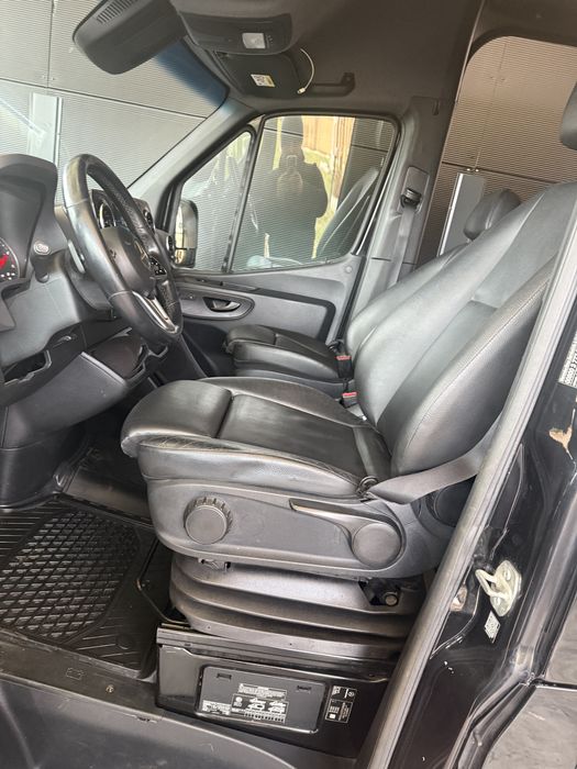 Mercedes Sprinter 319 varuanta medie!