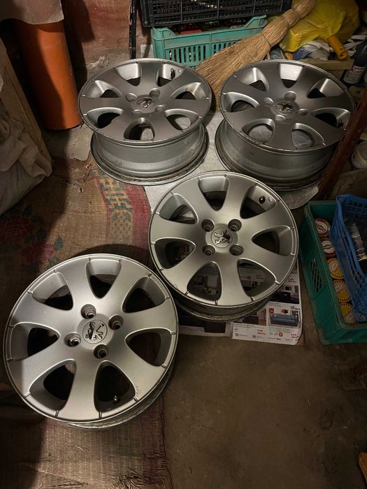 Оригинални алуминиеви джанти за Пежо 16цола