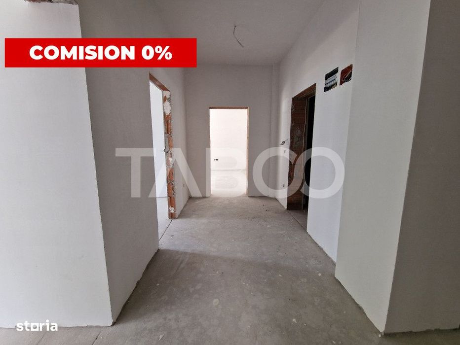 Apartament decomandat 2 camere 64 mpu 2 balcoane zona Rahovei Sibiu — fotografia 1
