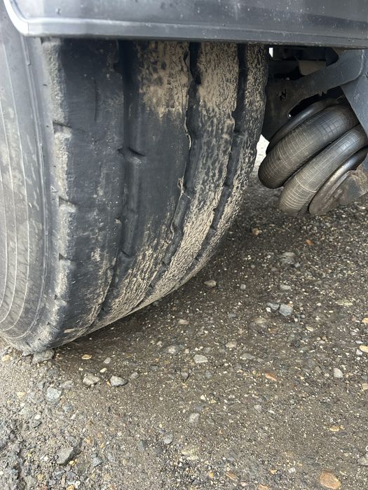 Semiremorca Schmitz Basculabila 33mc Axa Lift 2005 Recent Adus