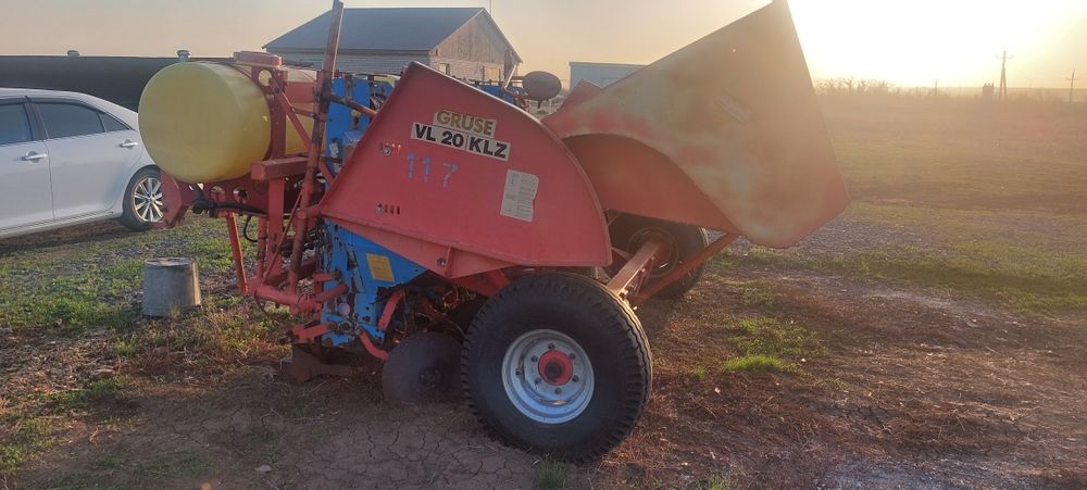 Картофелесажалка