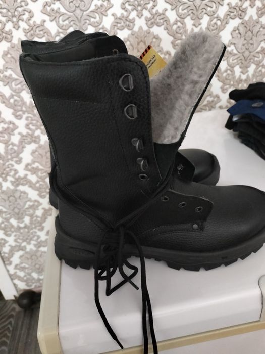 Продам Рабочие ботинки