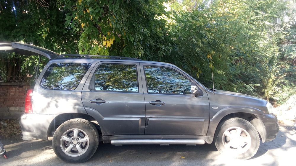 Mazda tribute 2,3i 2005
