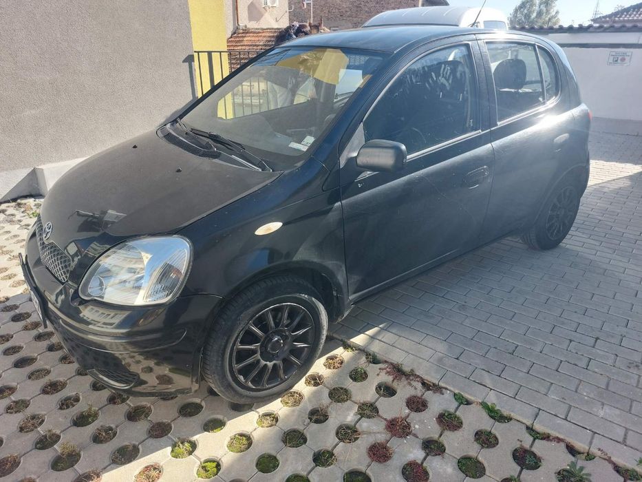 Toyota yaris 2005г. 1.4 d4d