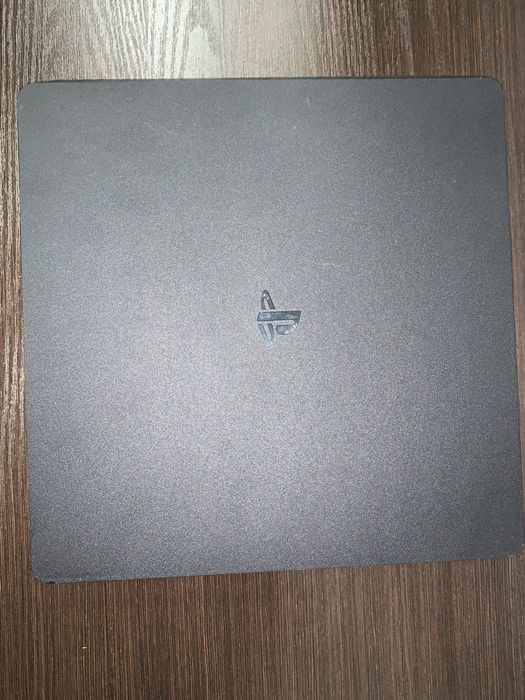 Playstation 4 slim, 1TB с дисководом