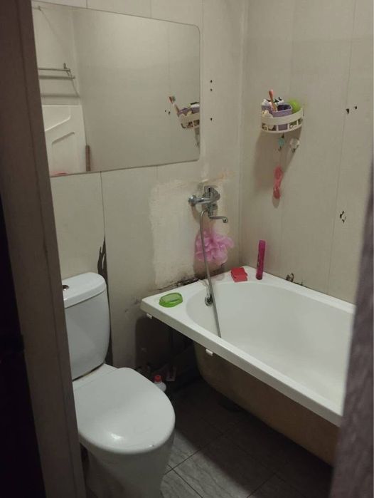 КВАРТИРА, СПУТНИК-4  1/1/4 Общежите бывшее