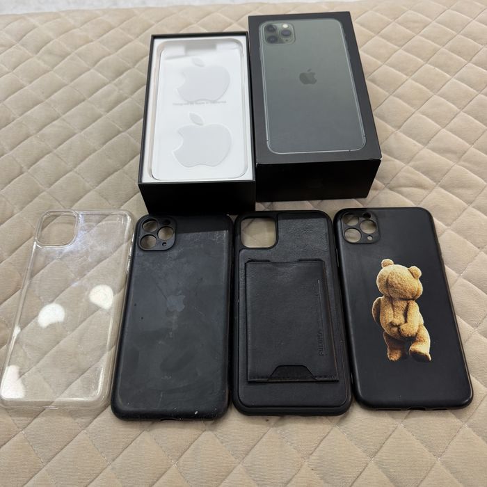 Продам айфон 11 pro max 256